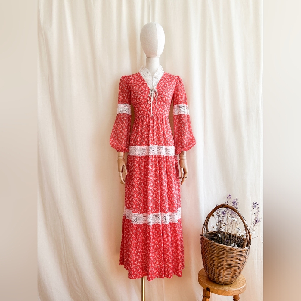 Gunne Sax Style 1970s Red Floral Prairie Dress